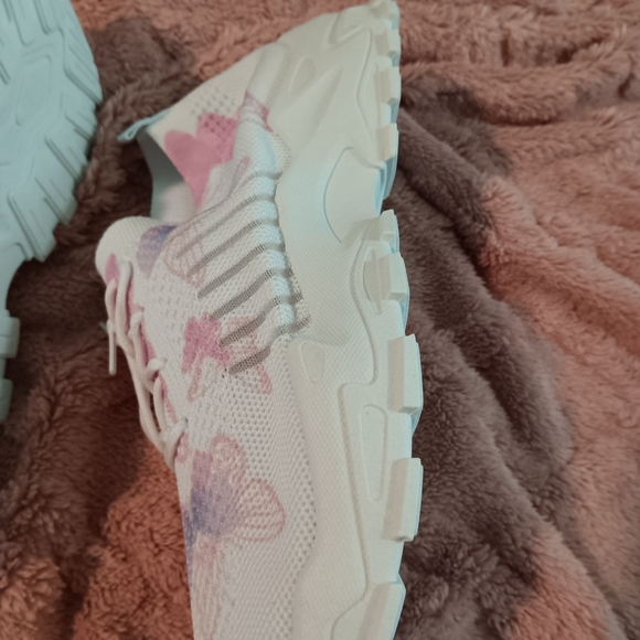 White and Pink Butterflies Sneakers - Picture 4 of 10